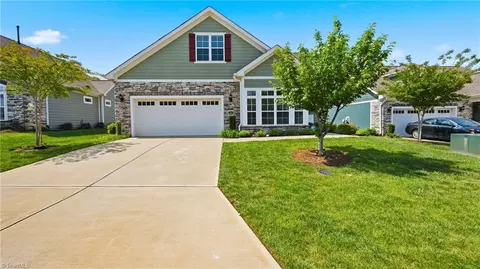 1003 Bryant Ct, Mebane, NC 27302