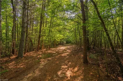 tbd Beacon Ln, Mount Airy, NC 27030 photo 5