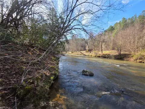 tbd Beacon Ln, Mount Airy, NC 27030 photo 4