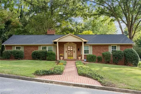 4040 Winburn Ln, Winston Salem, NC 27106