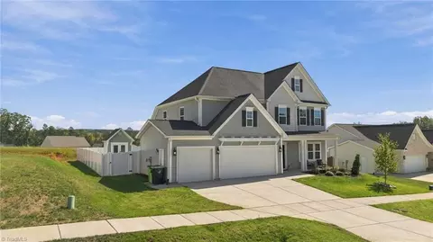 430 Brooke Hill Dr, Lewisville, NC 27023