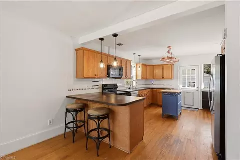 Kitchen - 220 Parkway Ave E, High Point, NC 27262 photo 1 of 4