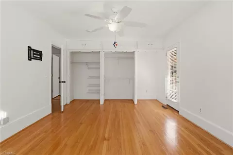 Bedroom - 220 Parkway Ave E, High Point, NC 27262 photo 2 of 5