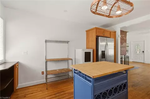 Kitchen - 220 Parkway Ave E, High Point, NC 27262 photo 4 of 4