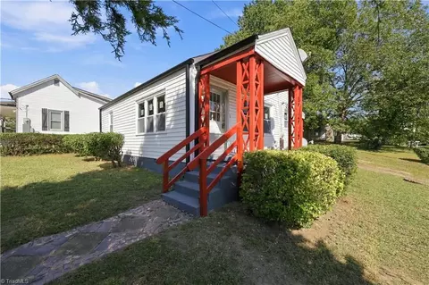 1113 Benjamin Benson St, Greensboro, NC 27406