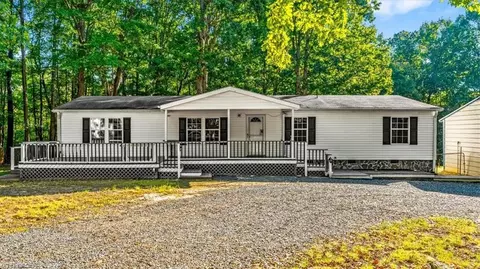 3182 Bethel Lucas Rd, Asheboro, NC 27203