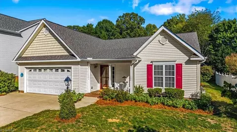 1891 Longmont Dr, Kernersville, NC 27284