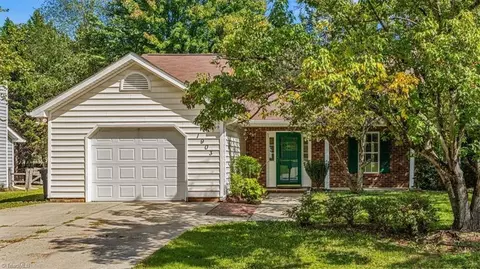 1903 Kildare Woods Dr, Greensboro, NC 27407