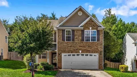 754 Peachtree Meadows Cir, Kernersville, NC 27284
