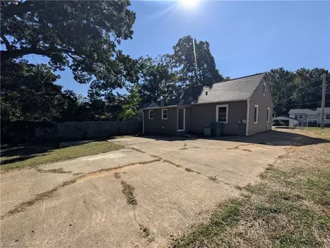 Exterior - 207 Springfield Rd, High Point, NC 27263 photo 10 of 10