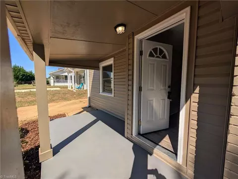 Exterior - 207 Springfield Rd, High Point, NC 27263 photo 4 of 10
