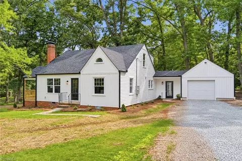 3734 Lee St, Greensboro, NC 27406