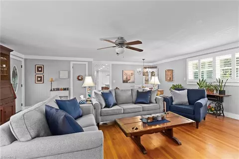 Living - 1859 Underpass Rd, Advance, NC 27006 photo 2 of 3