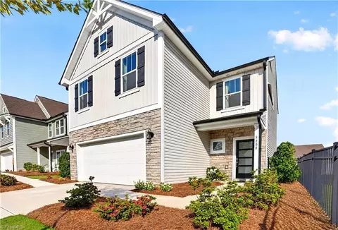 5208 Reedy Creek Farm Cir, Greensboro, NC 27405
