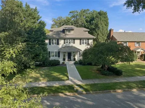 2006 Dalton Rd, Greensboro, NC 27408