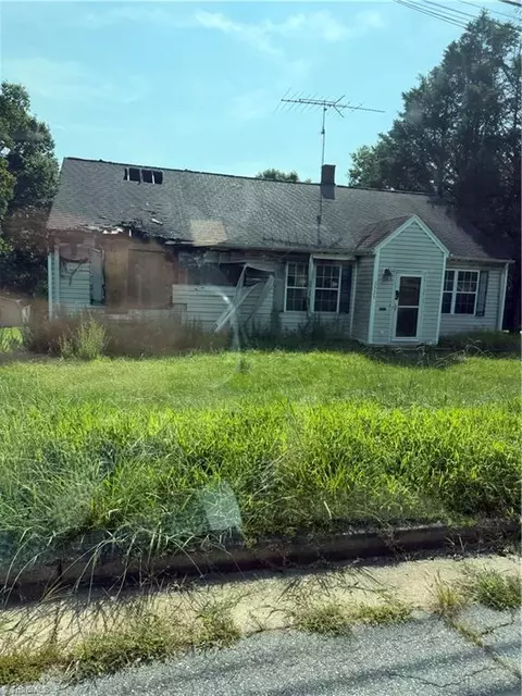 3325 Rosemont Ave, Winston Salem, NC 27127