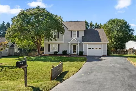 1112 Stamford Club Dr, Rural Hall, NC 27045