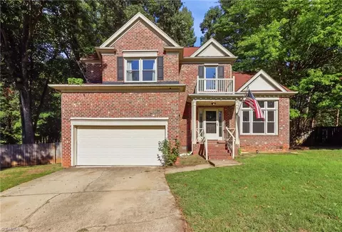 5 Whispering Ct, Greensboro, NC 27407