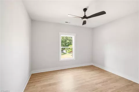 Bedroom - 137 Mcdaniel Rd, Advance, NC 27006 photo 4 of 10