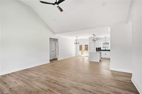 Living - 137 Mcdaniel Rd, Advance, NC 27006 photo 4 of 5