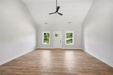 Living - 137 Mcdaniel Rd, Advance, NC 27006 photo 3 of 5
