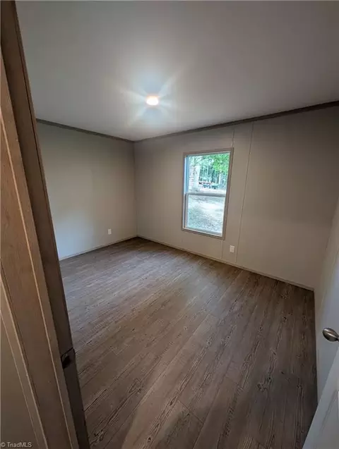1424 Pineview Rd, Randleman, NC 27317 photo 10