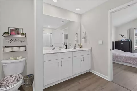 Entry Way - 5624 Carrington Ct, Trinity, NC 27370 photo 1 of 2