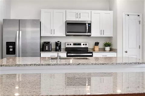 Kitchen - 5624 Carrington Ct, Trinity, NC 27370 photo 2 of 3