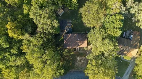 View/Area - 3701 Rolling Rd, High Point, NC 27265 photo 1 of 6