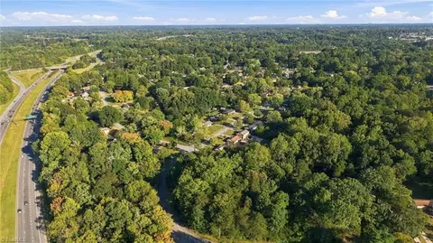 View/Area - 3701 Rolling Rd, High Point, NC 27265 photo 5 of 6