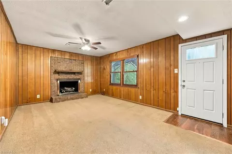 Living - 3701 Rolling Rd, High Point, NC 27265 photo 3 of 6