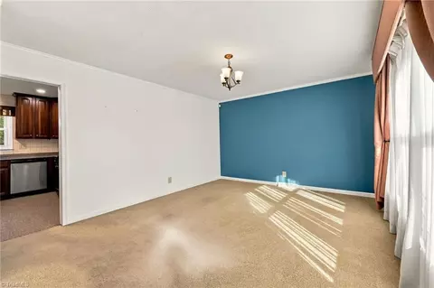 Living - 3701 Rolling Rd, High Point, NC 27265 photo 4 of 6