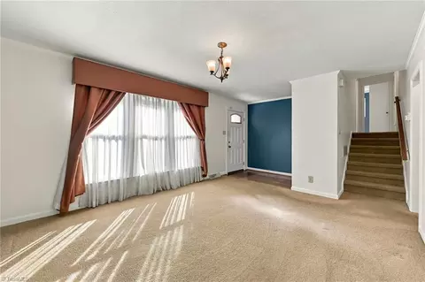Living - 3701 Rolling Rd, High Point, NC 27265 photo 2 of 6