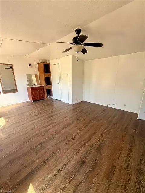 2738 Old Mountain Rd, Trinity, NC 27370 photo 9