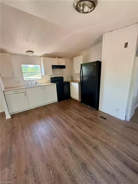 2738 Old Mountain Rd, Trinity, NC 27370 photo 4