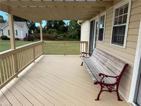 Exterior - 1503 Manora Ct, High Point, NC 27265 photo 4 of 6