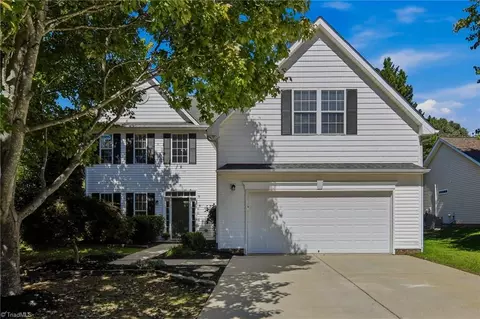 794 Pecan Ridge Cir, Kernersville, NC 27284