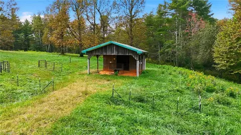 Exterior - 1167 New Hope Rd, Purlear, NC 28665 photo 10 of 10