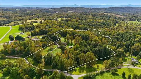 View/Area - 1167 New Hope Rd, Purlear, NC 28665 photo 2 of 5
