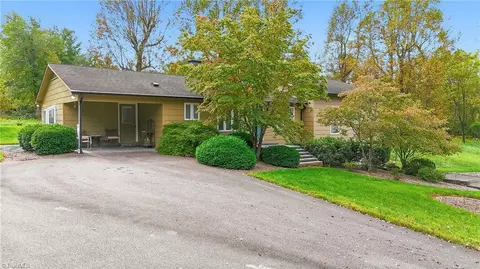 Exterior - 1167 New Hope Rd, Purlear, NC 28665 photo 6 of 10