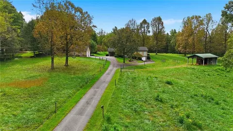 Exterior - 1167 New Hope Rd, Purlear, NC 28665 photo 8 of 10
