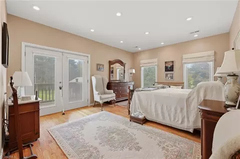 Bedroom - 1167 New Hope Rd, Purlear, NC 28665 photo 5 of 7