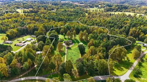View/Area - 1167 New Hope Rd, Purlear, NC 28665 photo 1 of 5