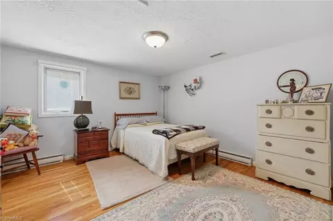 Bedroom - 1167 New Hope Rd, Purlear, NC 28665 photo 2 of 7