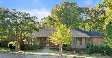 500 Ridgehaven Cir, Winston Salem, NC 27104