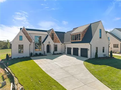 792 Royal Jasmine Ct, Winston Salem, NC 27106