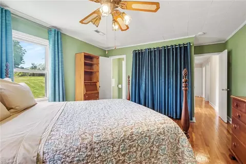 Bedroom - 109 Mohawk Dr, King, NC 27021 photo 3 of 3