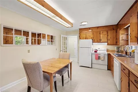 Kitchen - 109 Mohawk Dr, King, NC 27021 photo 1 of 5