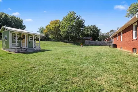 Exterior - 109 Mohawk Dr, King, NC 27021 photo 5 of 7