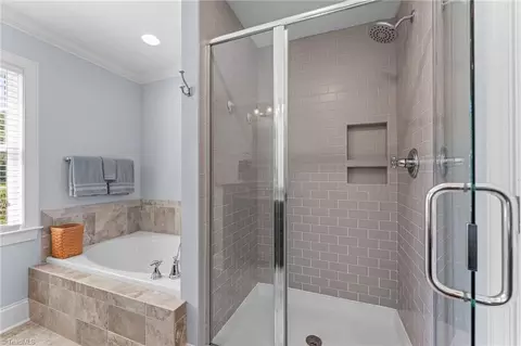 Bath - 198 Meadows Edge Dr, Advance, NC 27006 photo 4 of 6